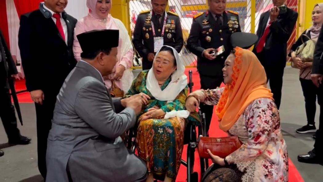Prabowo Subianto Bertemu Istri dan Putri Gus Dur di HUT ke-77 Polri, Yenny Wahid Beri Semangat