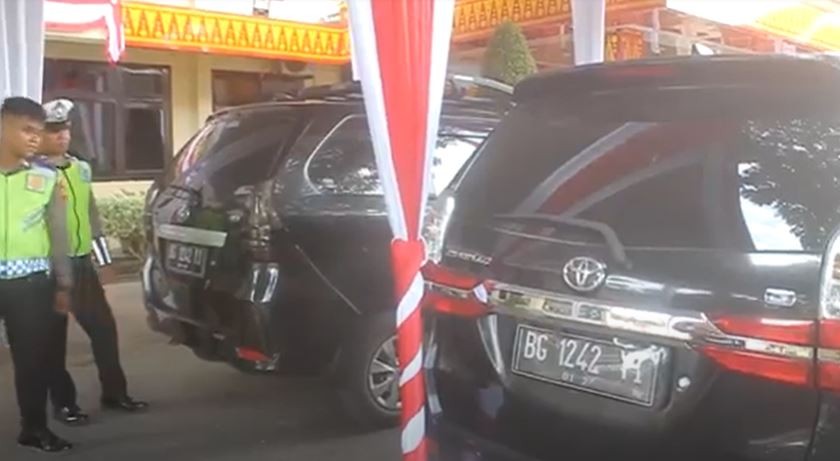 Polisi Amankan 2 Avanza di OKU Timur Pakai Pelat Nomor Kembar, 1 di Antaranya Diduga Palsu