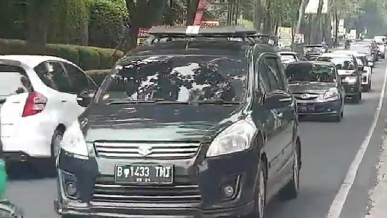Wisatawan Tinggalkan Lembang KBB di Akhir Libur Panjang, Polisi Imbau Gunakan Jalur Subang