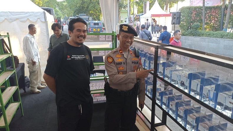 600 Peserta Ikut Lomba Kontes Ikan Cupang Hias Hari Bhayangkara di Bandung