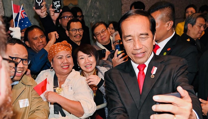 Presiden Jokowi Disambut Hangat Diaspora Indonesia saat Tiba di Sydney