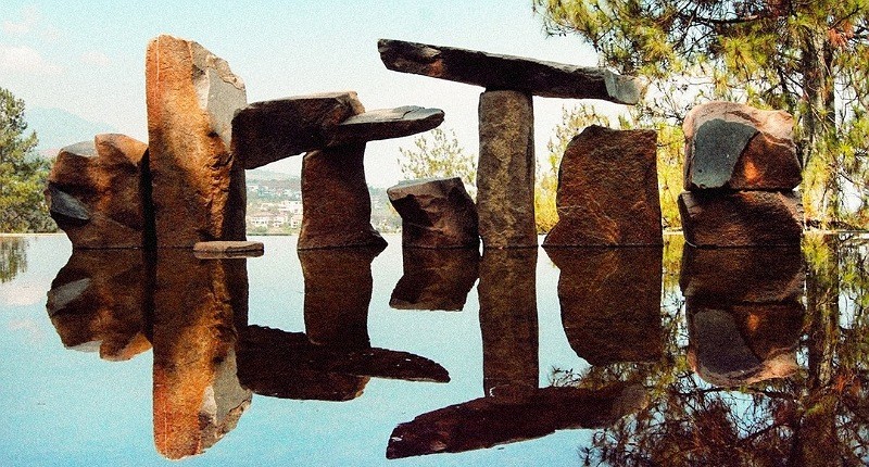 Liburan ke Bandung saat Akhir Pekan, Singgah ke Dago Ada WOT Batu dan Tebing Keraton 