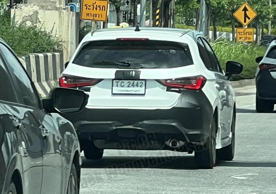 Honda City Hatchback Facelift Tertangkap Kamera di Jalanan, Ini yang Berubah