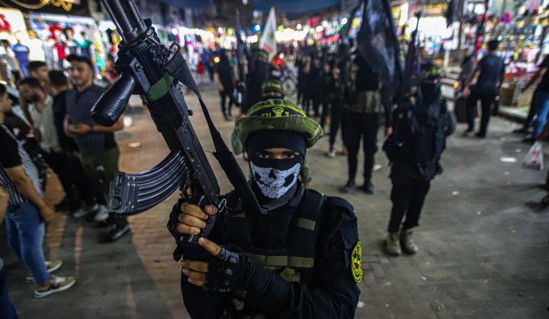 Brigade Al-Quds Hujani Kota Sderot Israel dengan Roket