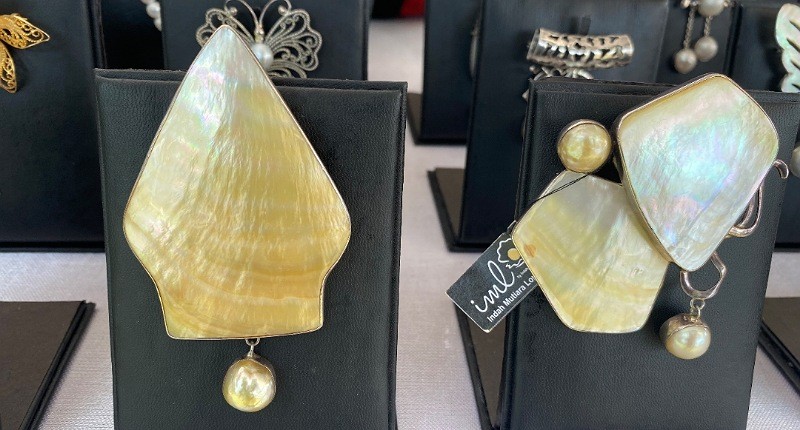 Mengenal Keindahan Mutiara Air Laut Khas Lombok, Warnanya Terbaik di Dunia 