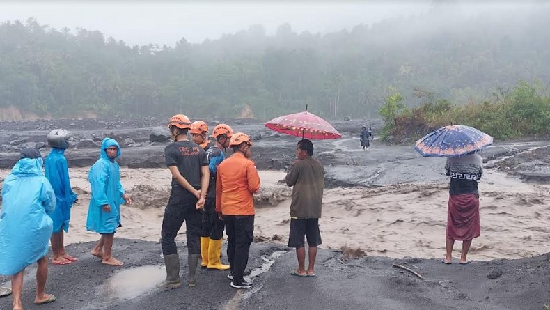 Pemkab Lumajang Tetapkan Status Tanggap Darurat Bencana Banjir dan Longsor 
