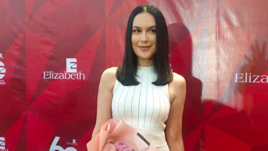 Sadar Sudah Tak Muda Lagi, Ini yang Dilakukan Sophia Latjuba untuk Mempercantik Diri