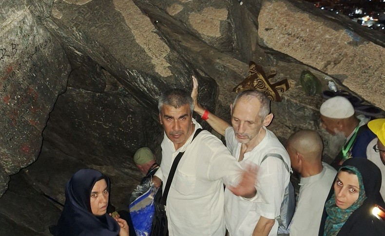 Lokasi Curam dan Berbatu, Gua Hira Tetap Jadi Lokasi Favorit Ziarah Jemaah Haji