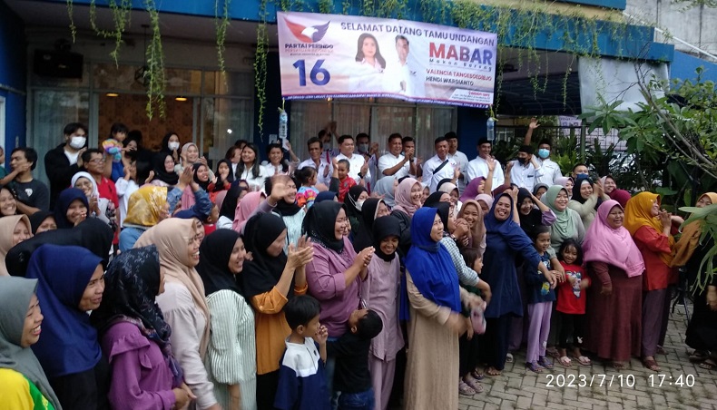 Makan Bareng Bacaleg Hendi Wargianto, Warga Pegadungan Harap Perindo Semakin Peduli Rakyat Kecil 