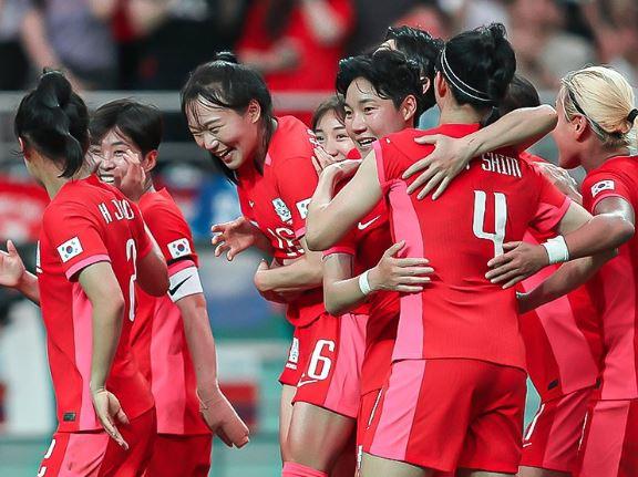 Bikin Gagal Fokus, Pemain Cantik Korsel Tersipu Malu usai Cetak Gol Indah