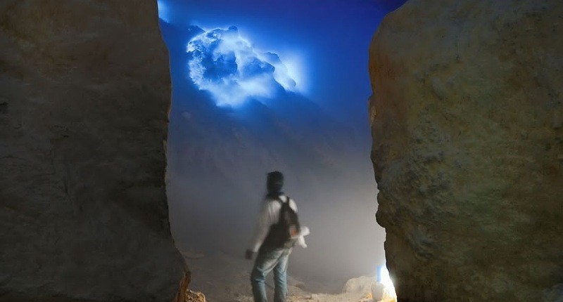 6 Surga Tersembunyi di Banyuwangi, Ada Pemandangan Api Biru dan Suasana Pantai seperti Raja Ampat