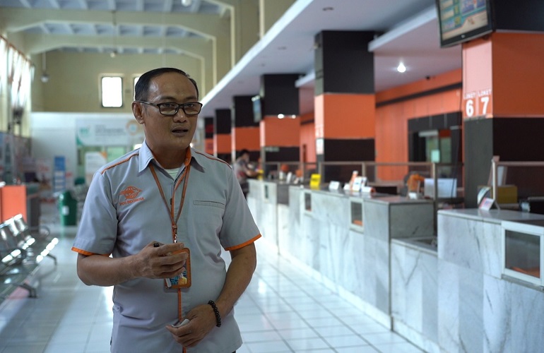 KPM Makassar Naik 300 Persen, Ini Cara Pos Indonesia Salurkan Bansos Sembako