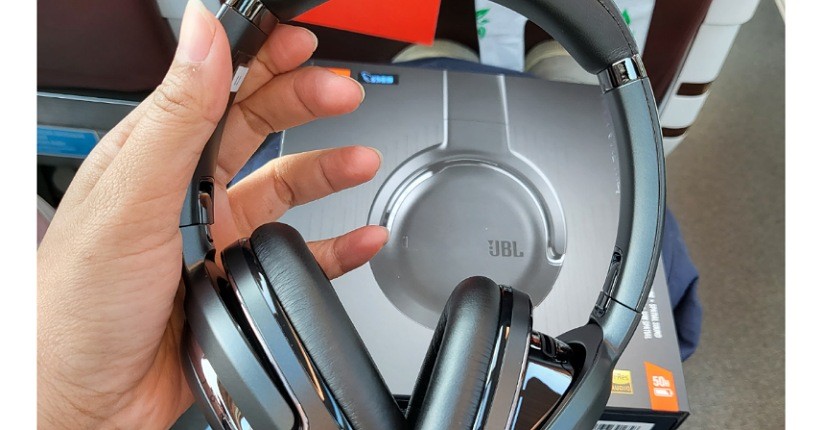 Menjajal JBL Tour One M2 Dalam Kereta Panoramic