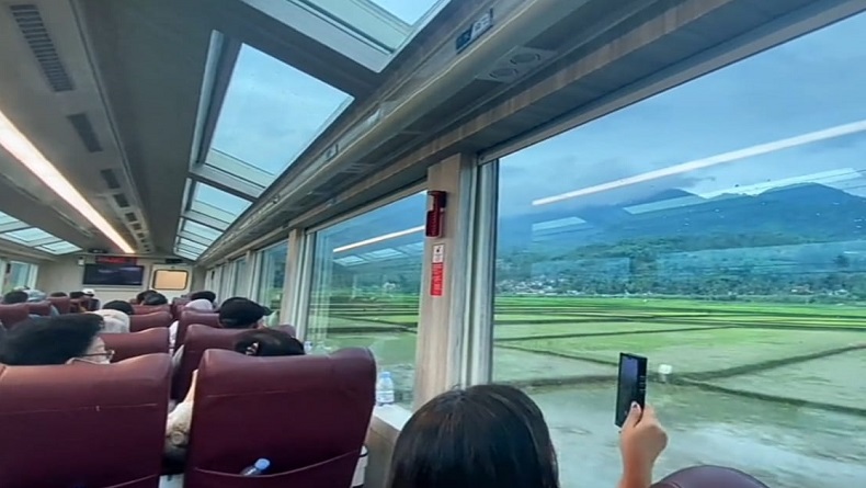 Viral, Estetik Alam Garut Terlihat Keren dari Kereta Panoramic