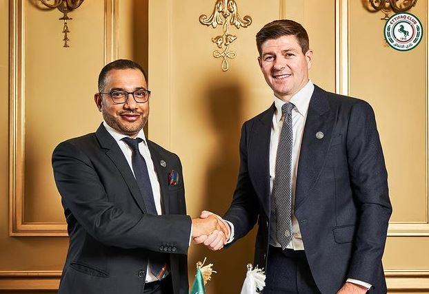 Legenda Liverpool Steven Gerrard Latih Klub Arab Saudi, Dibikin Pusing Masalah Bahasa