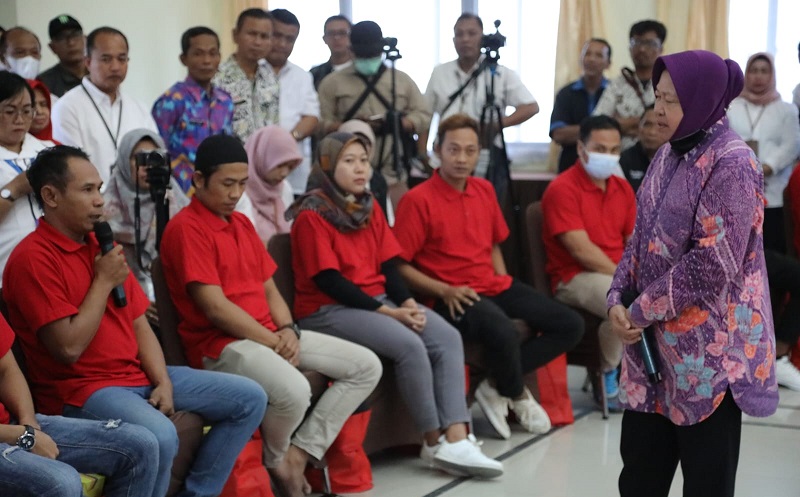 Mensos Risma Bertemu 18 Korban TPPO: Mereka Punya Usaha tapi Dibuat Terlilit Utang oleh Pelaku