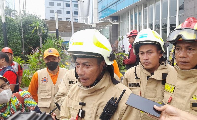 Kebakaran Gedung K-Link di Jaksel Sebabkan 3 Orang Terluka