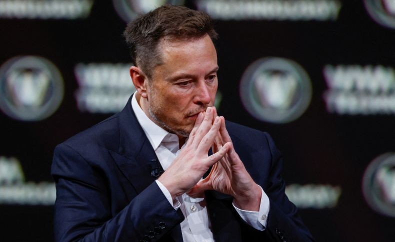 Kekayaan Elon Musk Susut Rp305 Triliun Imbas Anjloknya Saham Tesla