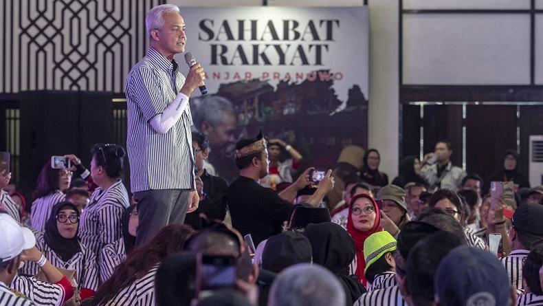 SMRC: Pemilih yang Berkomitmen Tinggi atas Demokrasi Lebih Banyak Pilih Ganjar Pranowo