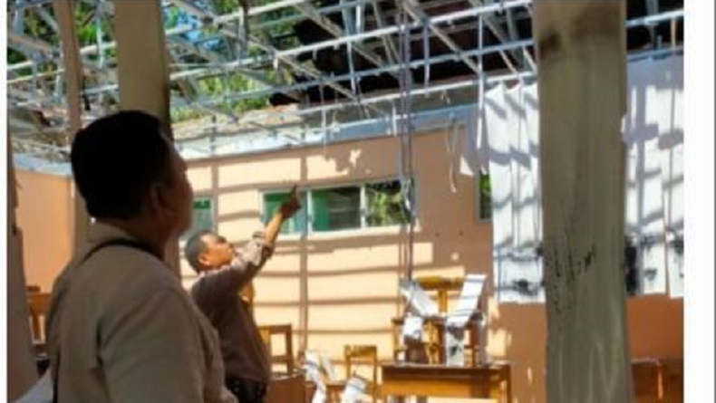 ODGJ Bakar Kayu, 2 Ruang Kelas SD di Bogor Dilahap Si Jago Merah