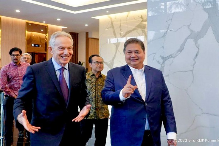 Menko Airlangga Bertemu Tony Blair, Bahas Digitalisasi hingga Bonus Demografi