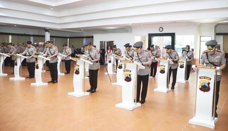 Kapolda Jateng Pimpin Sertijab 4 Pejabat Utama dan 5 Kapolres, Ini Daftar Lengkapnya