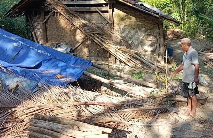 Cegah Longsor, Warga Banjararum Kulonprogo Sepakat Tutup Sinkhole 