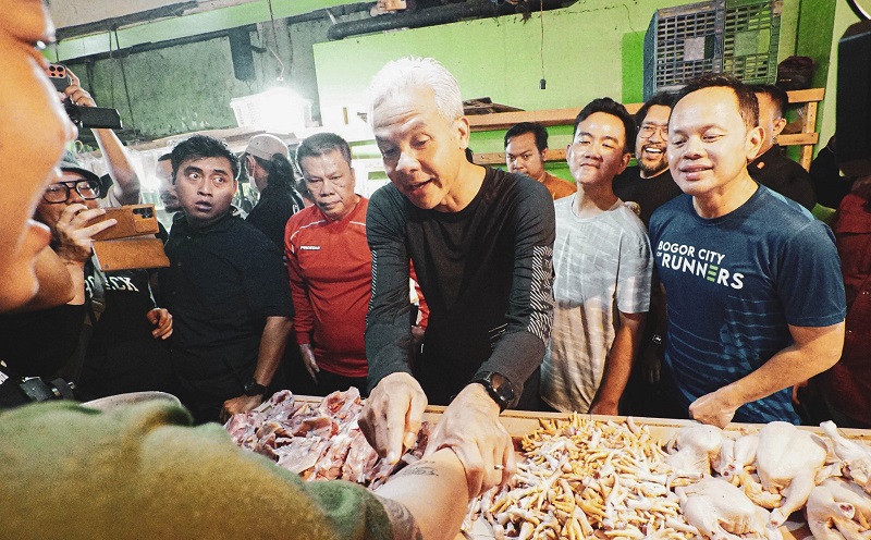 Survei Indikator: Ganjar Dianggap Mampu Lanjutkan Pembangunan Era Presiden Jokowi