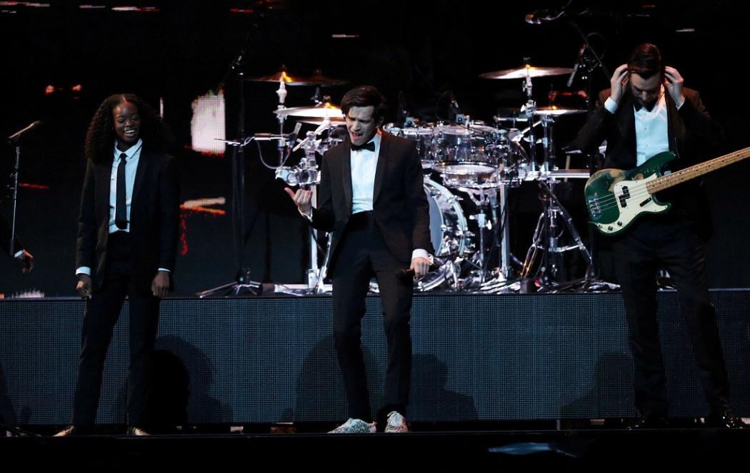 Malaysia Setop Festival Musik gara-gara Anggota Band The 1975 Ciuman Sesama Jenis di Atas Panggung