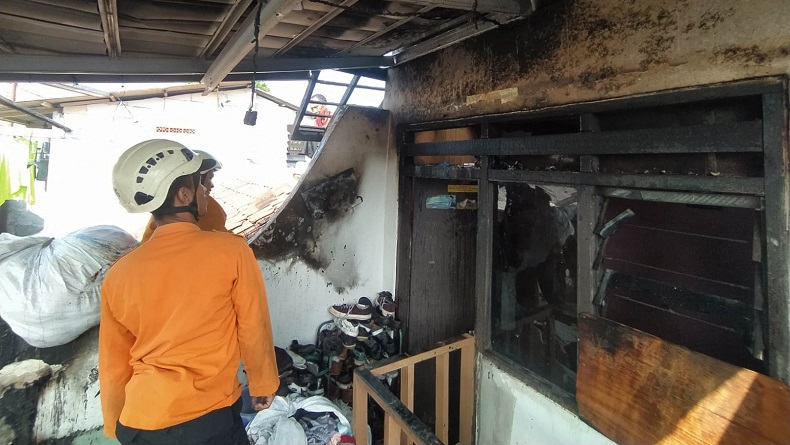 Api Obat Nyamuk Merembet ke Kasur, Rumah Terbakar di Bogor