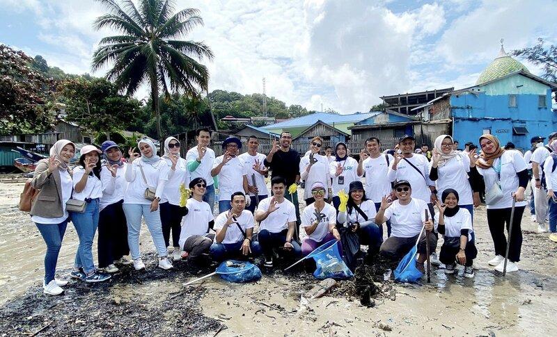 BUMN Environmental Movement, Pegadaian Bersihkan Pantai Melawai Balikpapan