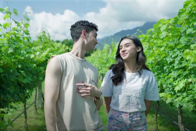 Ada Cinta di Kebun Anggur yang Mempesona, Saksikan Episode Perdana TV Love Cinema di Vision+