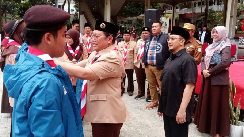 Bacaleg Partai Perindo Ustaz Yusuf Mansur Lepas Kontingen Pramuka Daarul Qur'an ke Korsel