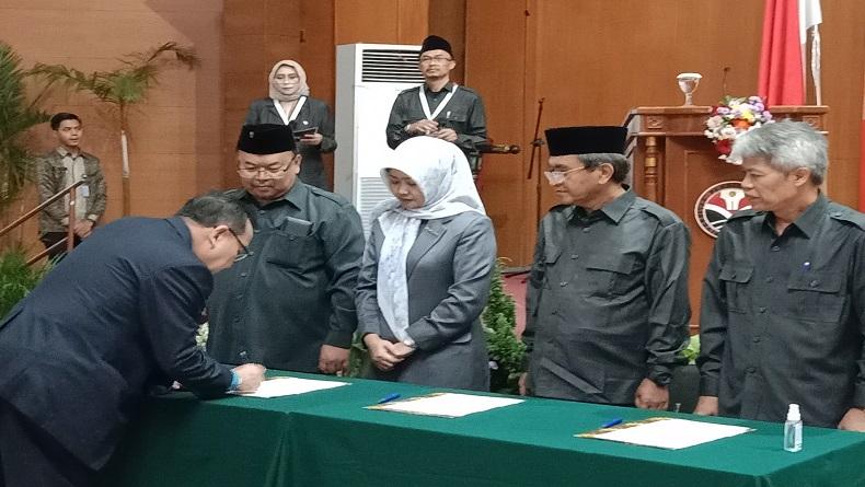 Cegah Perilaku Koruptif, 13 Unit Kerja UPI Bandung Teken Zona Integritas 
