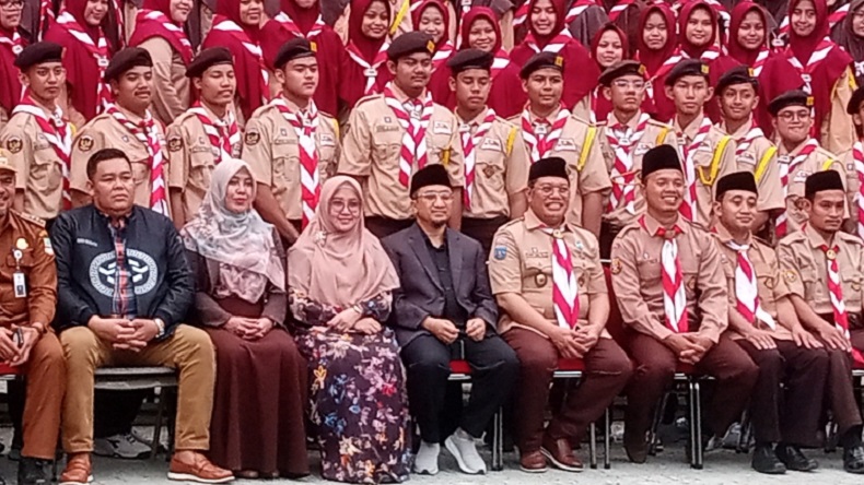 Bacaleg Partai Perindo Ustaz Yusuf Mansur Lepas Kontingen Pramuka Daarul Qur'an ke Korsel: Doain Anak-anak Kita