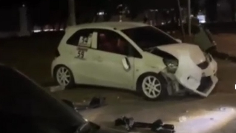 Viral Mobil Dirusak di Kawasan Stadion Pakansari Bogor, Polisi Turun Tangan