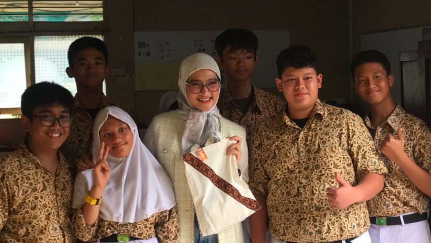 Angkie Yudistia Kagum Siswa SLB Santi Rama Punya Cita-Cita Tinggi, dari YouTuber hingga Arsitek 