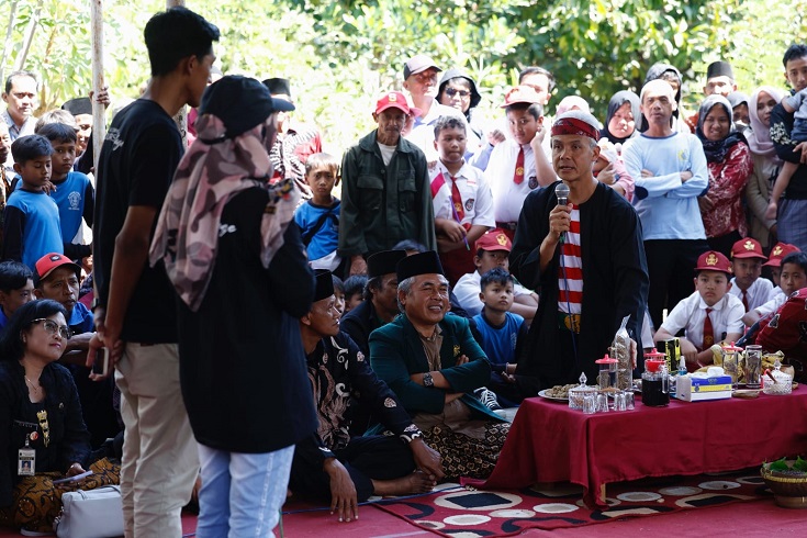 Ganjar Pranowo Dorong Produksi Kopi Desa Muncar Tembus Pasar Dunia