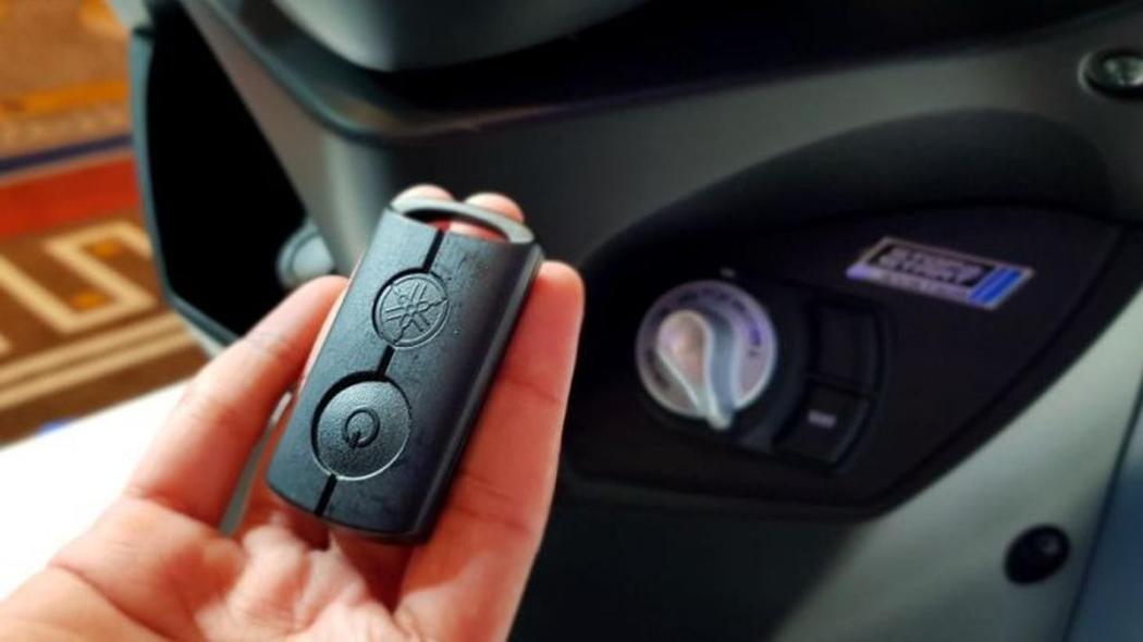 Perawatan Remote Smart Key Motor, Jangan Sampai Baterai Lemah