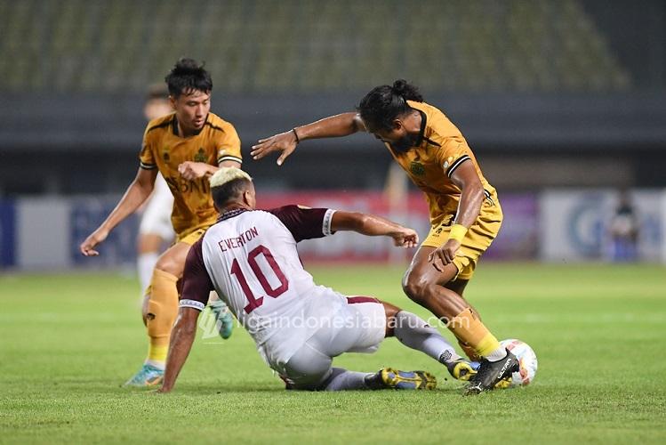 Hasil Liga 1: Matias Mier Gagal Penalti, Bhayangkara Vs PSM Tanpa Pemenang