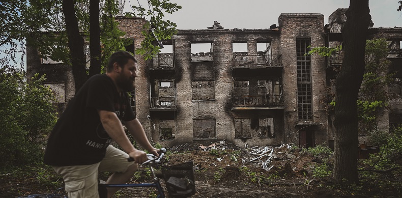 Rudal Rusia Bombardir Apartemen di Ukraina, 9 Orang Terluka