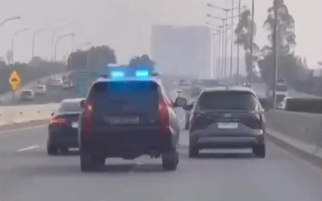 Viral Pajero Pelat Dinas Polisi Ugal-ugalan di Jalan Tol, Hampir Bikin Celaka