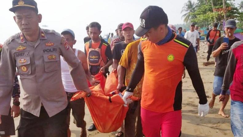 Bocah 10 Tahun Hilang Terseret Ombak di Tanggamus, Ditemukan Meninggal