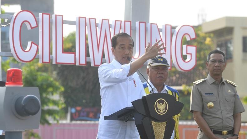 Jokowi Sebut Sodetan Ciliwung Sempat Tak Kelar karena Masalah Pembebasan Lahan