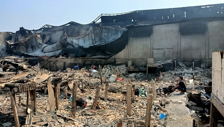 Puslabfor Olah TKP Kebakaran Hanguskan 400 Bangunan di Kapuk Muara