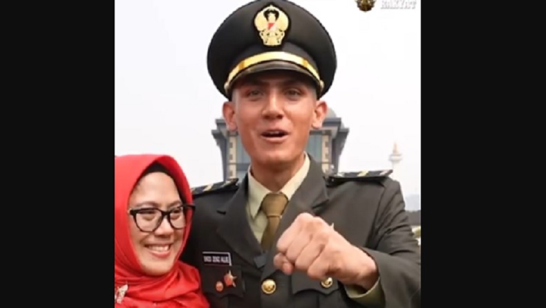 Bangganya Pria Keturunan Prancis Enzo Allie Teriakkan Komando usai Resmi Jadi Perwira TNI AD