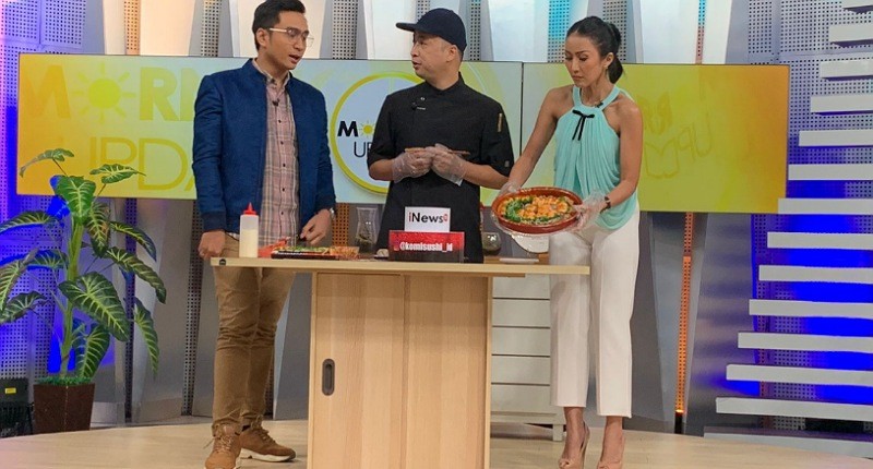 Membuat Sushi Tower, Cara Berbeda Sajikan Sushi di Morning Update