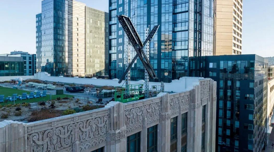 Tanda X Raksasa dari Gedung Twitter di San Francisco Akhirnya Dicopot, Kenapa?