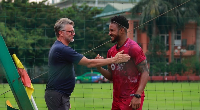 Pelatih Timnas Vietnam Pantau Calon Striker Naturalisasi asal Brasil, Persiapan Lawan Indonesia?