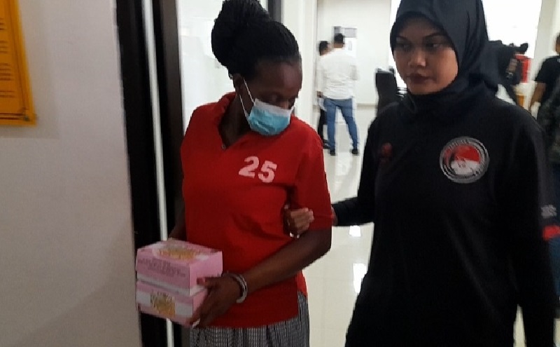 Selundupkan Sabu ke Indonesia, Perempuan Hamil WNA Kenya Ini Pernah Dipenjara di Thailand